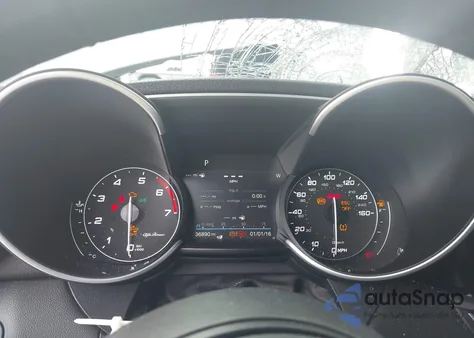 2022 Alfa Romeo Giulia Sprint Rwd из США, поврежденный, VIN ZARFAMAN5N7661262